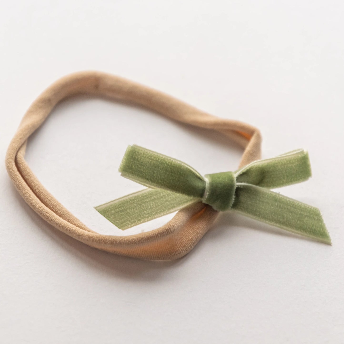 velvet bow headband | apple green