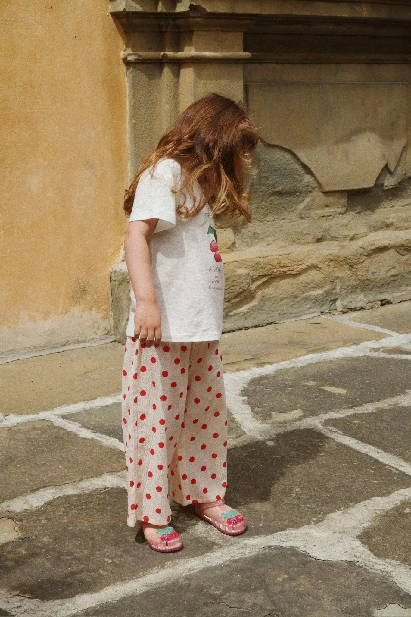 vivo pants | red dot