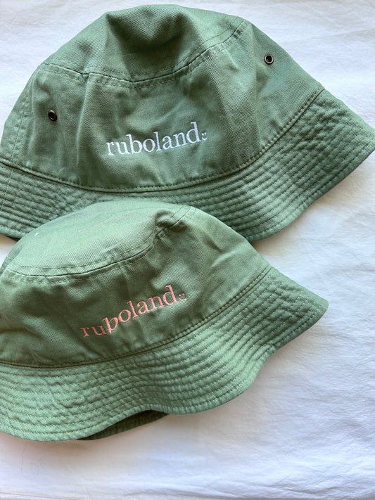 adult canvas bucket hat | green