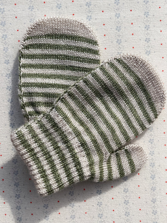 2-pack filla mittens | lemon + stripe