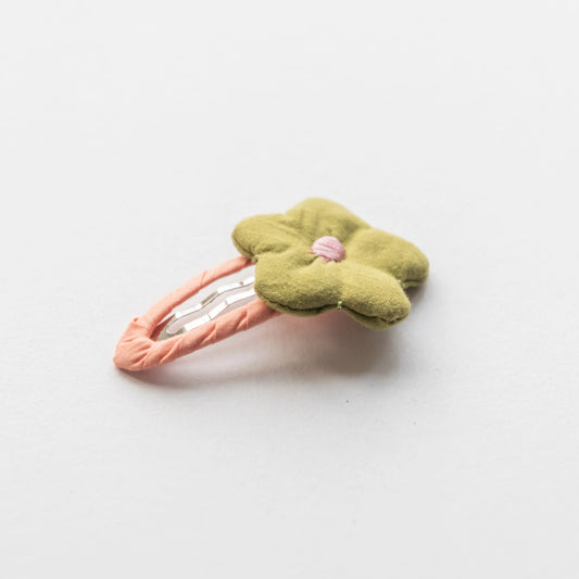 fabric flower clip | green