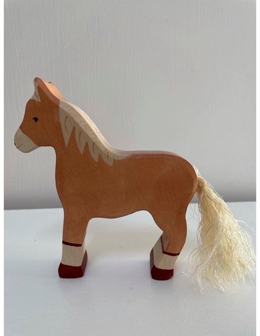 horse | light brown
