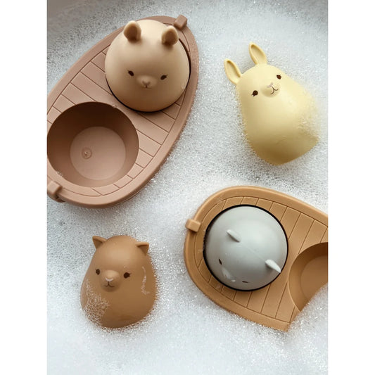silicone boat toy | blush